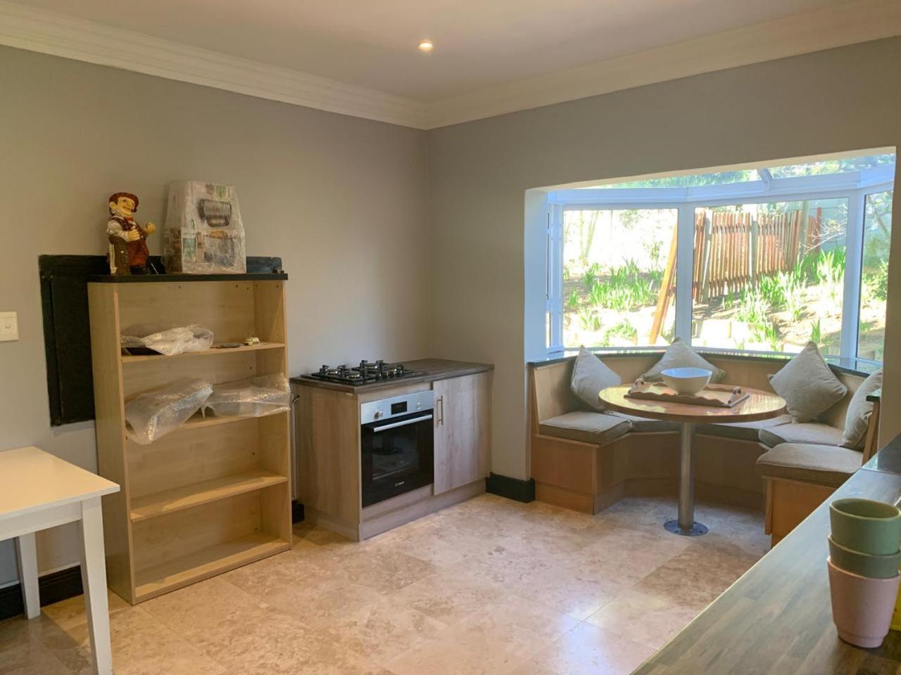 Apartment Sanji's Somerset West